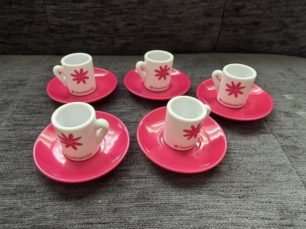 American Girl Cups & Saucers / Mugs & Plates / Flower Design / Bistro set of 5